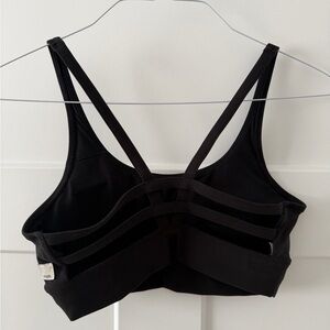 Vuori Yosemite Longline Sports Bra (Black | S)